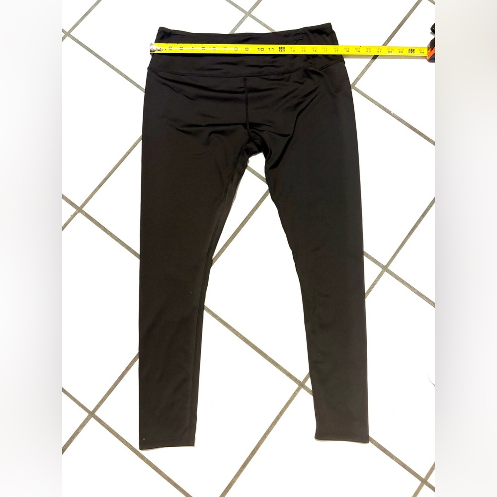 VENUS Women’s size XL Black Leggings